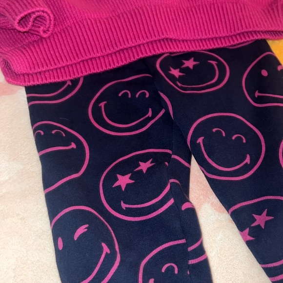 GAP KIDS - Smiley World Sweater & Leggings Set Size 4T - Picture 4 of 6